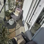 Iris Apartment