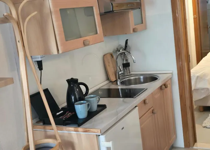 Iris Διαμέρισμα *